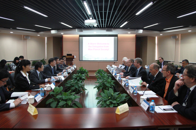 德国马普学会代表团访问上海科技大学